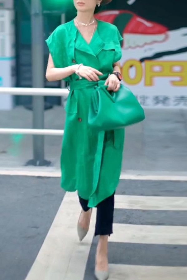 Double Button Breasted Green Sleeveless Blouse